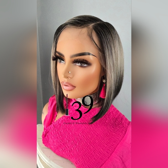 Ash Grey baylage bob with HD Lace and side part wig - Picture 4 of 4